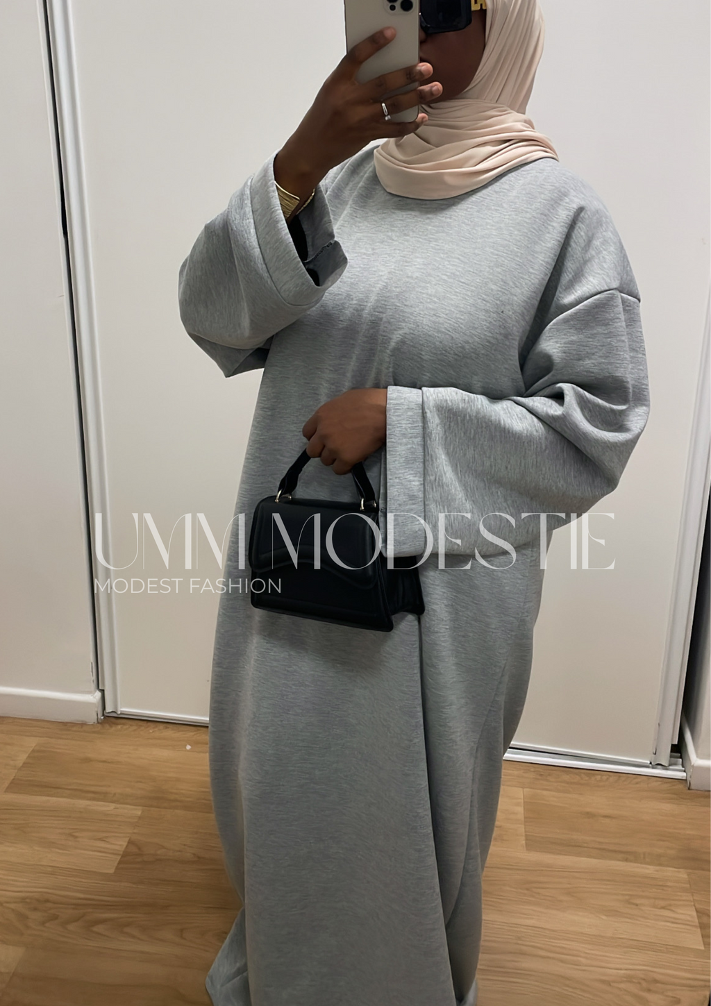 Robe Mastour