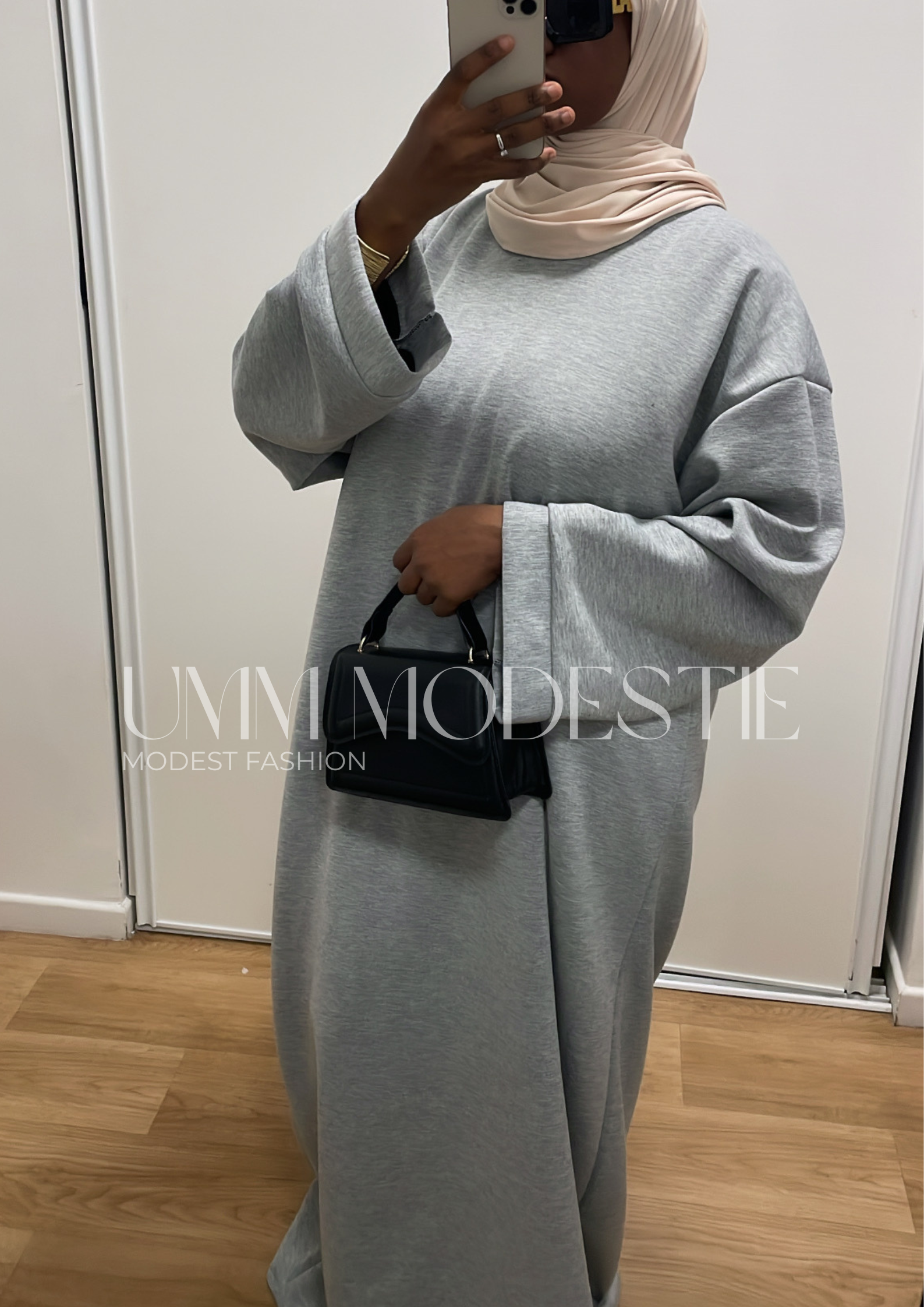Robe Mastour