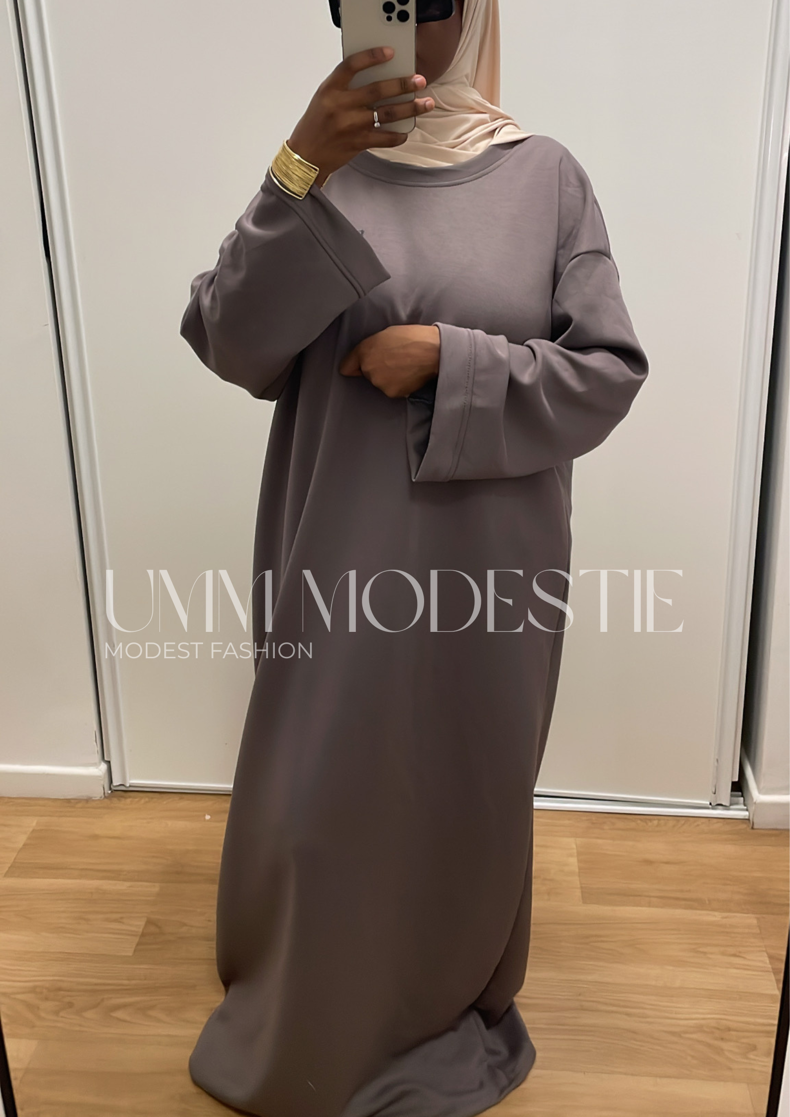 Robe Mastour