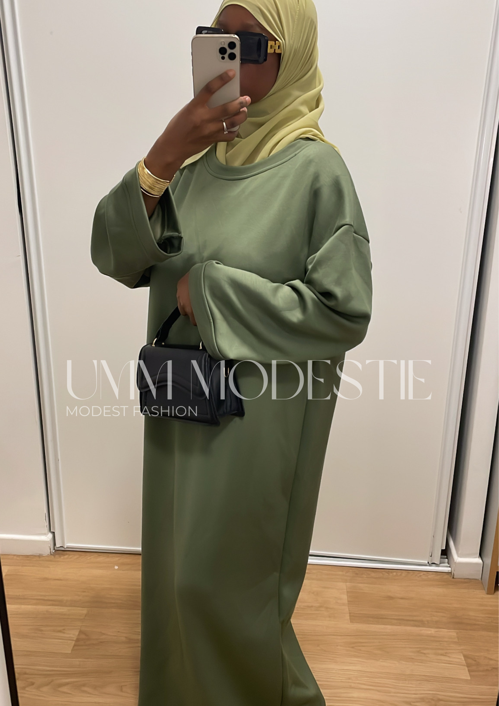 Robe Mastour